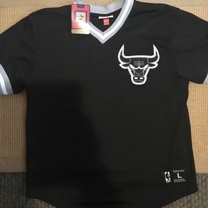 RARE Mitchell & Ness Chicago Bulls Silver & Black